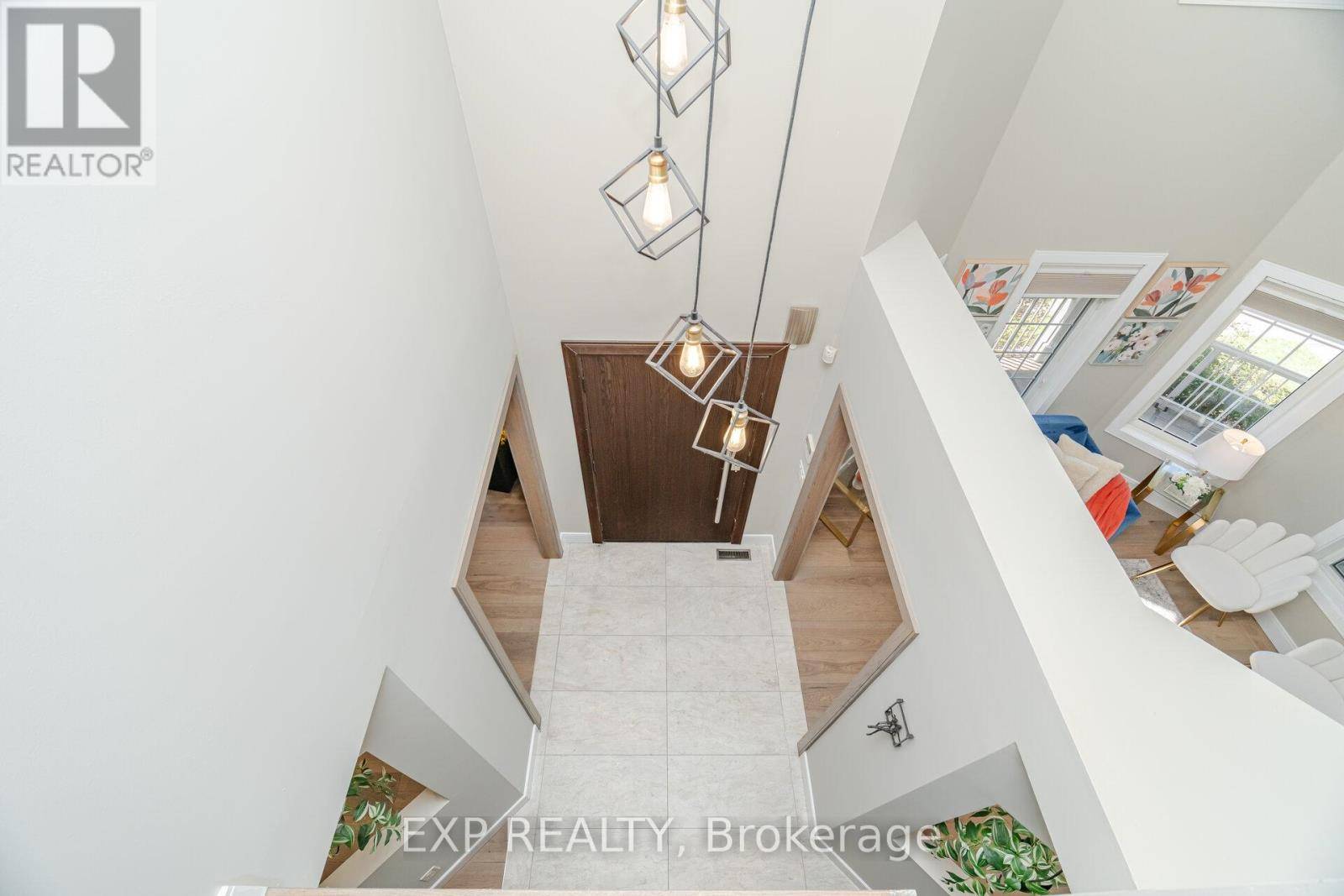 Milton (de Dempsey), ON L9T5R7,160 DIXON DRIVE