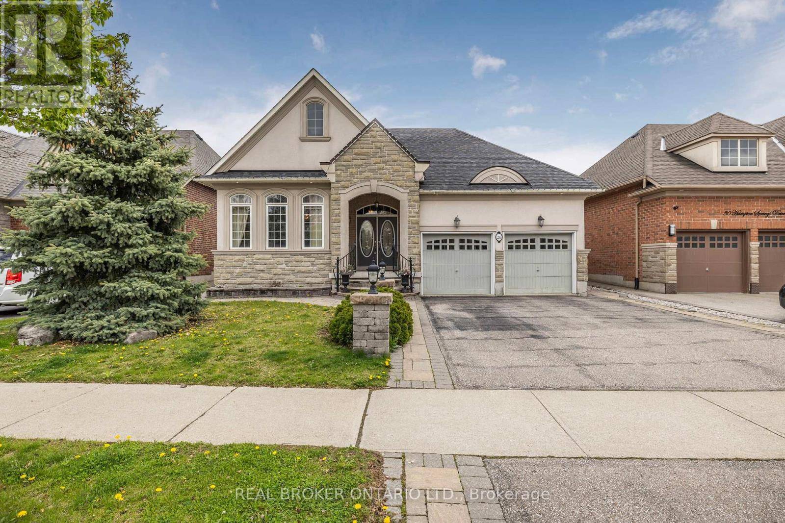 28 HAMPTON SPRINGS DRIVE, Brampton (bram East), ON L6P2W4