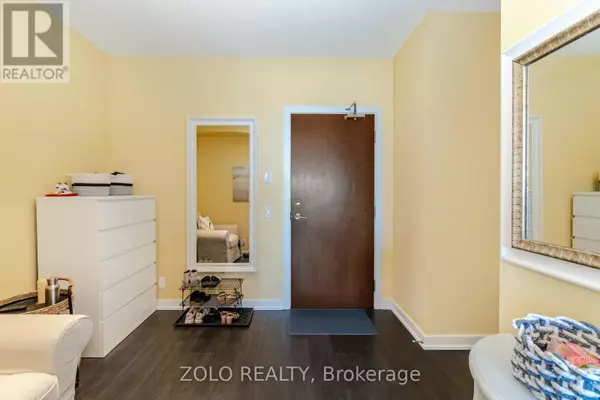 Toronto (mimico), ON M8V0C2,2212 Lakeshore BLVD West #902