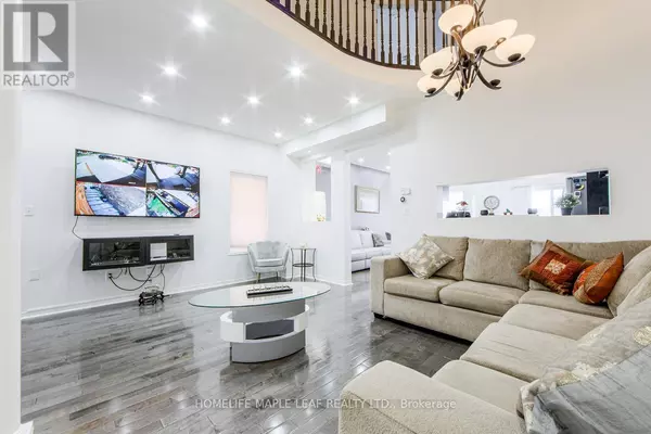 Brampton (sandringham-wellington), ON L6Z0G4,24 GULFBROOK CIRCLE