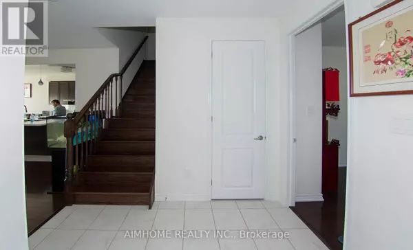 Brampton (northwest Brampton), ON L7A4V1,8 CALLANDAR ROAD