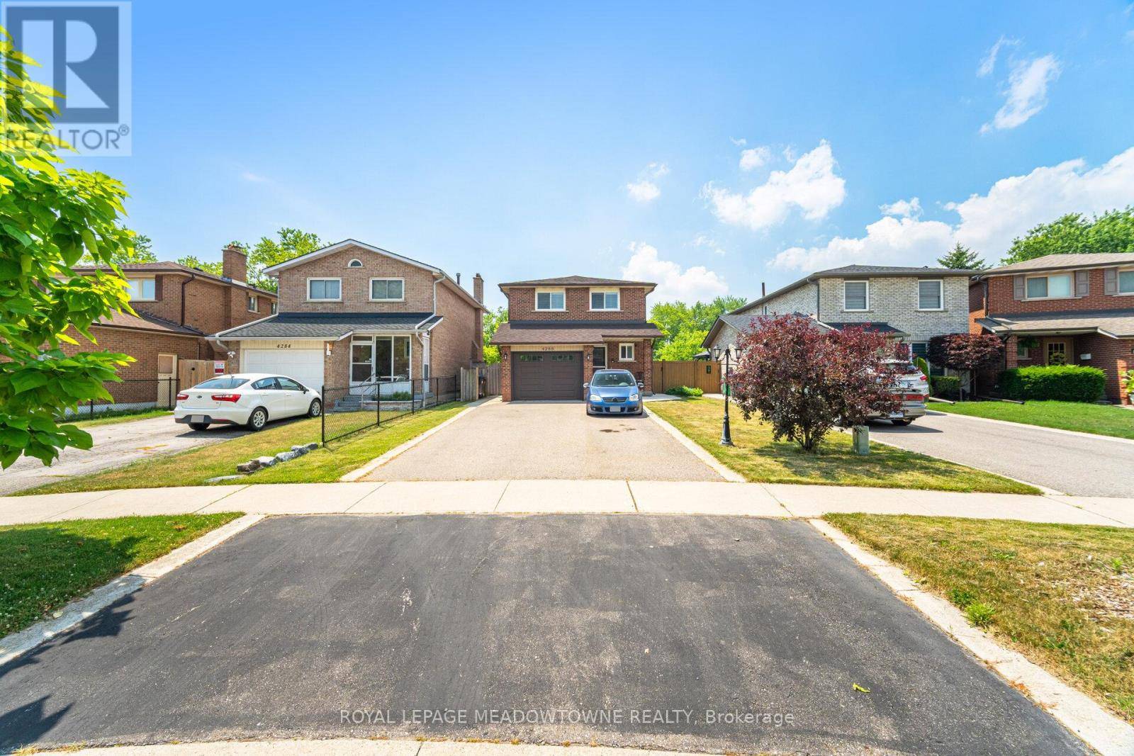 Mississauga (rathwood), ON L4W3G7,4286 GREYBROOK CRESCENT
