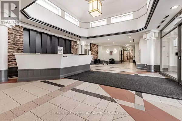 Mississauga (lakeview), ON L5E3K4,1150 Parkwest PL #311