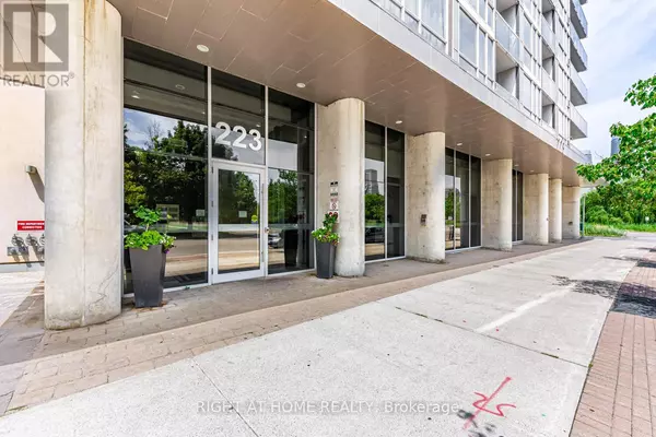 Mississauga (city Centre), ON L5B0E8,223 Webb DR #3206