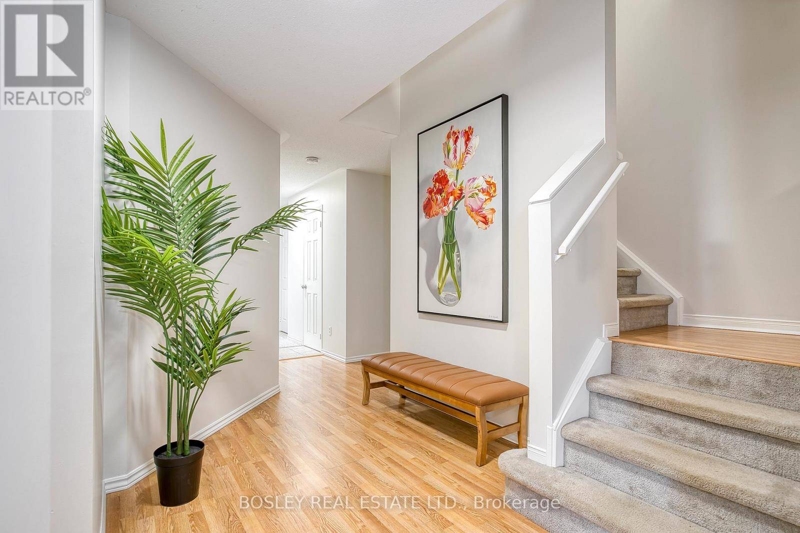 Oakville (wt West Oak Trails), ON L6M3R6,2104 WHITE DOVE CIRCLE