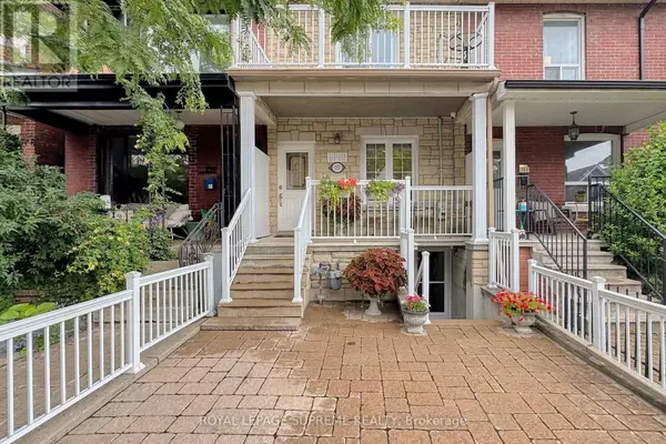 Toronto (dovercourt-wallace Emerson-junction), ON M6H3T4,157 EMERSON AVENUE
