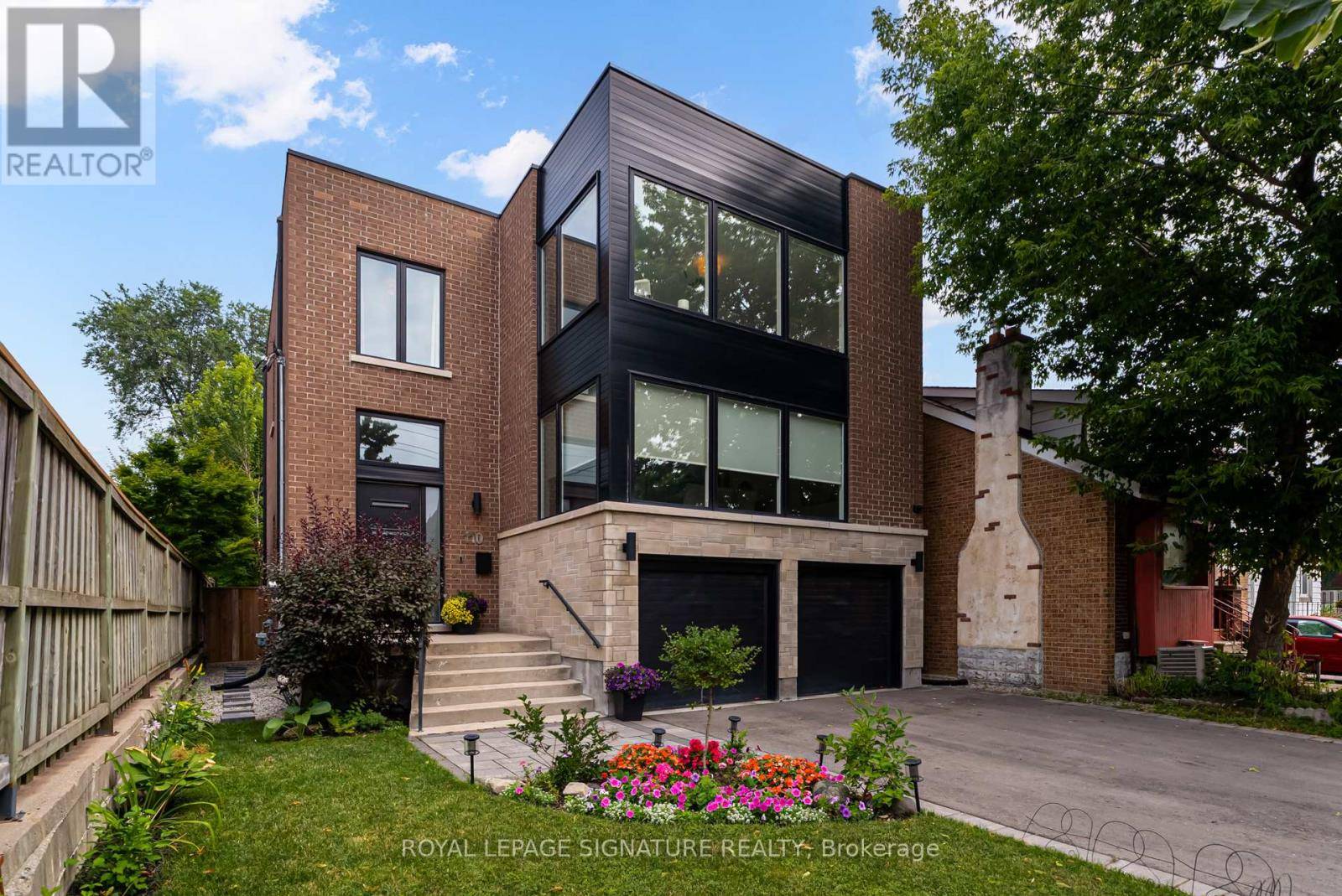 110 EVANS AVENUE, Toronto (mimico), ON M8Z1H9