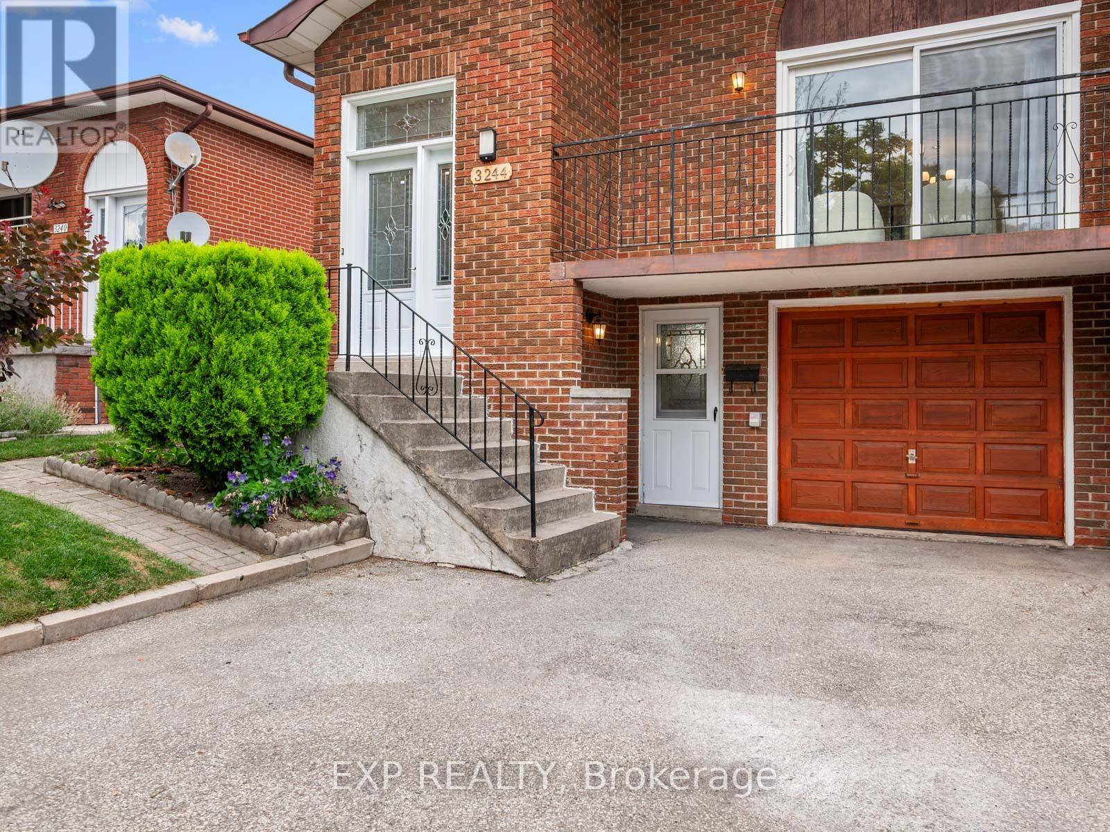 Mississauga (applewood), ON L4Y3Z8,3244 LEDNIER TERRACE
