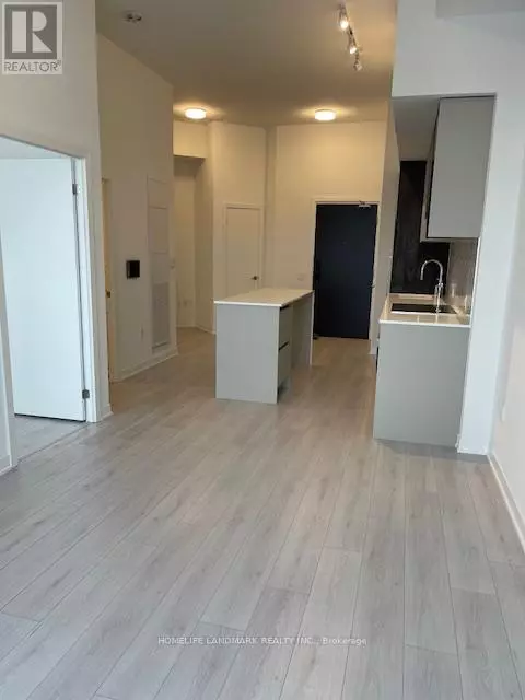 Oakville (oa Rural Oakville), ON L6M5R8,395 Dundas ST West #216