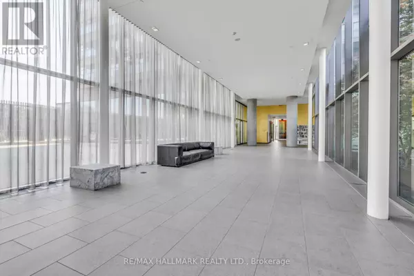 Toronto (high Park-swansea), ON M6S5B3,105 The Queensway AVE #1115