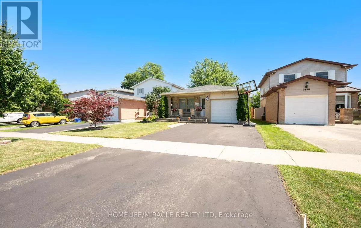 Burlington (brant Hills), ON L7P4R2,2438 WHITTAKER DRIVE