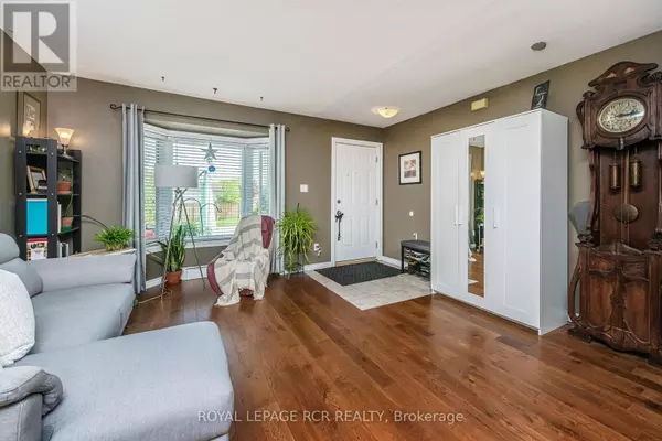 Orangeville, ON L9W4J6,90 Lawrence AVE #106