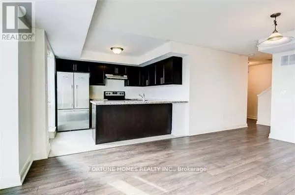 Brampton (northwest Brampton), ON L7A4S3,100 Dufay RD South #35
