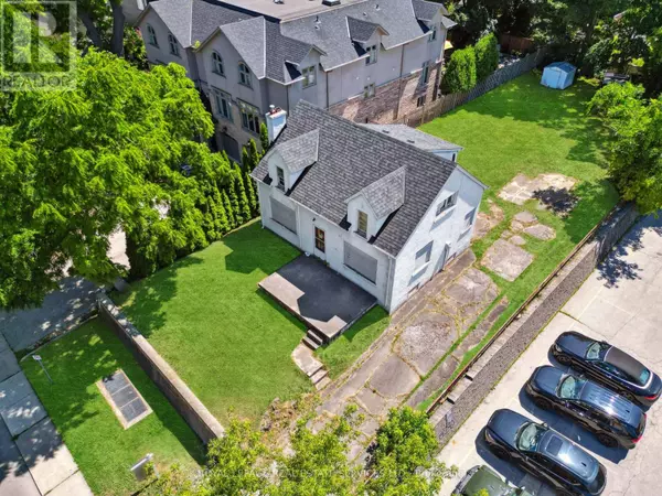Oakville (co Central), ON L6K3A3,86 KERR STREET