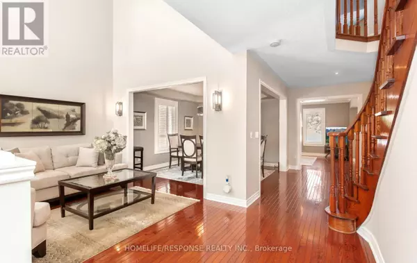 Mississauga (east Credit), ON L5V2M1,5133 PARKPLACE CIRCLE