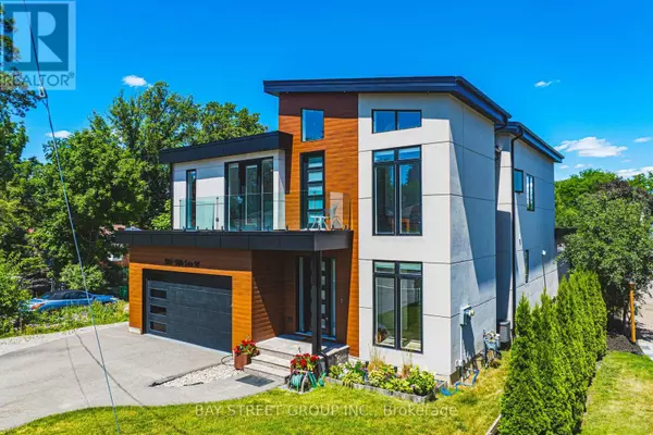 2267 FIFTH LINE W, Mississauga (sheridan), ON L5K1V7