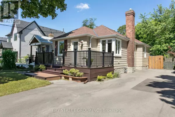 Toronto (mimico), ON M8V1T4,140 HILLSIDE AVENUE