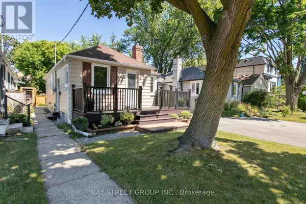 Toronto (mimico), ON M8V1T4,140 HILLSIDE AVENUE