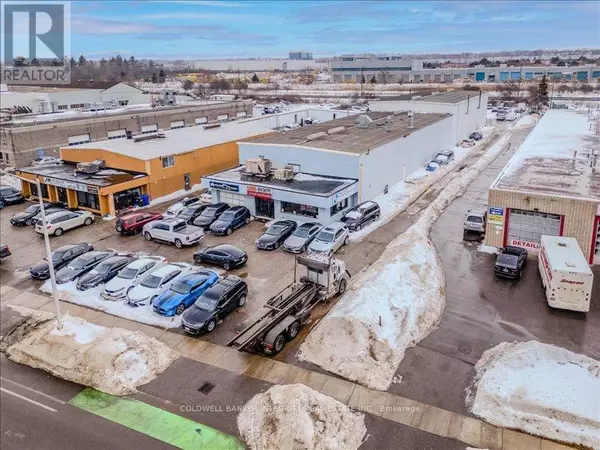 1135 SPEERS ROAD, Oakville (qe Queen Elizabeth), ON L6L2X5