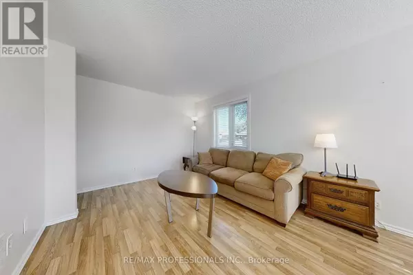 Toronto (elms-old Rexdale), ON M9W3X9,2451 ISLINGTON AVENUE