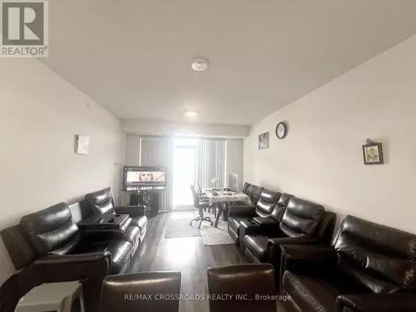 Burlington (freeman), ON L7R0E6,2093 Fairview ST #502