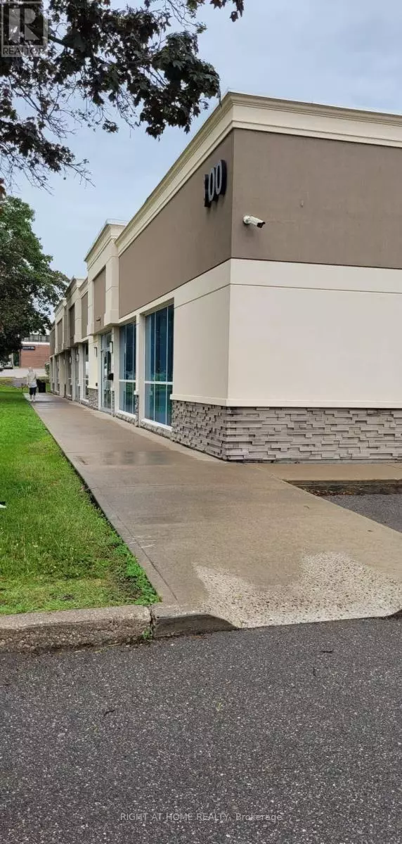 Toronto (york University Heights), ON M3J2M2,300 Supertest RD #3