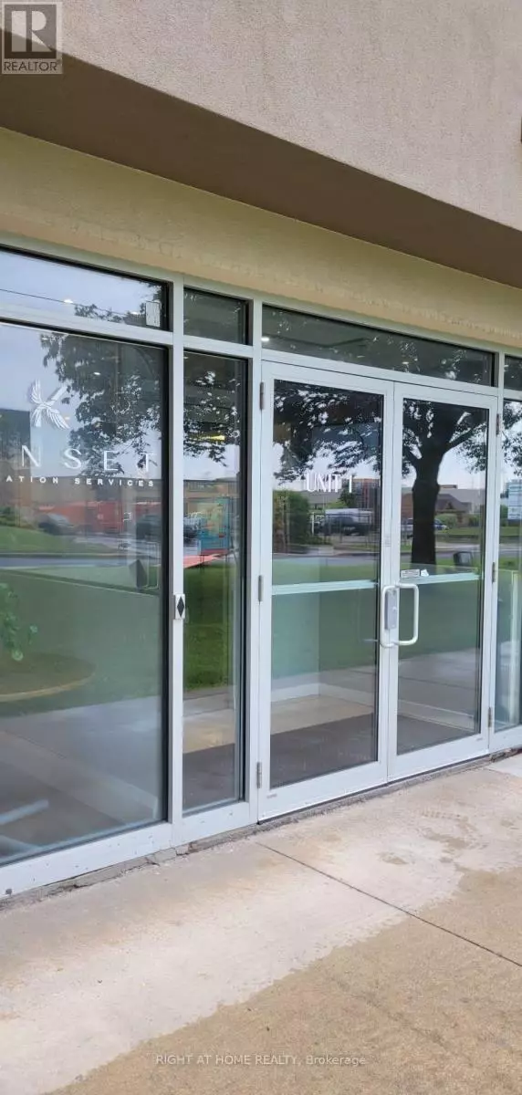 Toronto (york University Heights), ON M3J2M2,300 Supertest RD #3