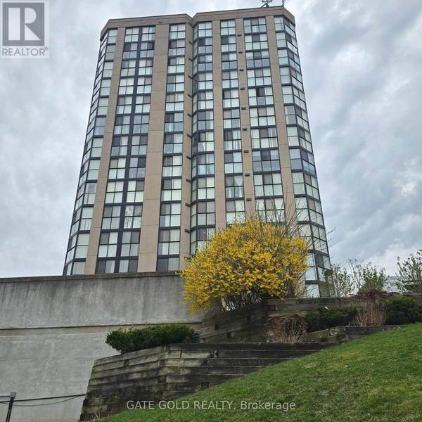 Toronto (west Humber-clairville), ON M9W6T4,600 Rexdale BLVD #LPH2