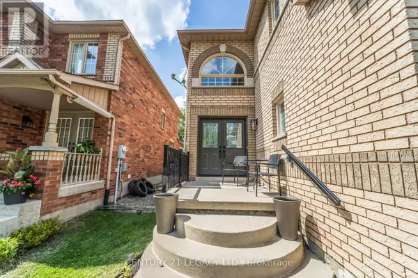 Brampton (snelgrove), ON L7A1J2,47 NATIONAL CRESCENT