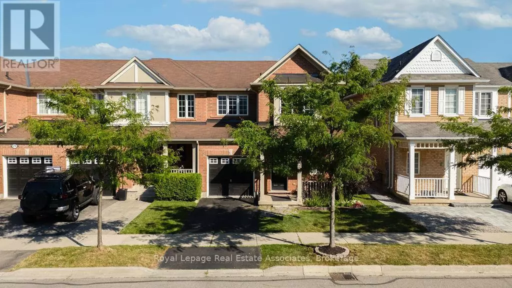 Milton (wi Willmott), ON L9T8B8,272 WOODLEY CRESCENT