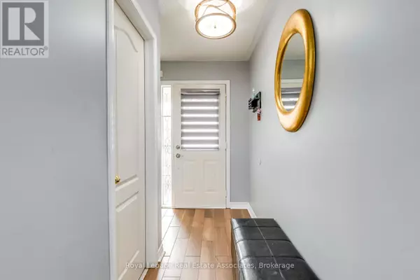 Brampton (bram East), ON L6P1N7,4 FLATFIELD WAY