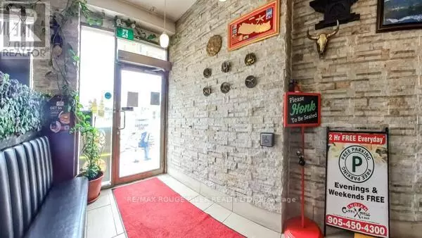 Brampton (downtown Brampton), ON L6Y1L9,47 Queen ST West ##1
