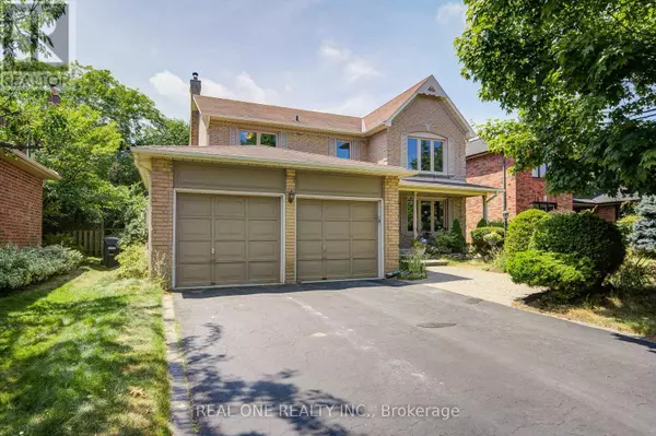 520 BLENHEIM CRESCENT, Oakville (fd Ford), ON L6J6P3