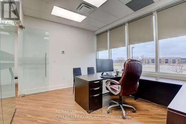 Oakville (qe Queen Elizabeth), ON L6L0E3,3485 Rebecca ST #206