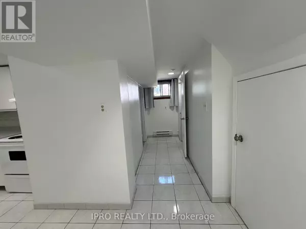 Toronto (elms-old Rexdale), ON M9W1T8,14 Brigham CT #Bsmt