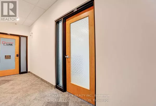 Oakville (qe Queen Elizabeth), ON L6L0E3,3485 Rebecca ST #206