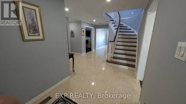 Brampton (northwood Park), ON L6X3H7,9 CORKETT DRIVE
