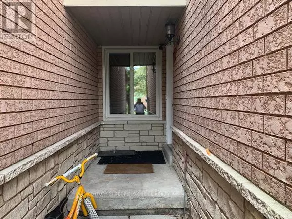 Mississauga (east Credit), ON L5V2H6,5420 Fallingbrook DR #72