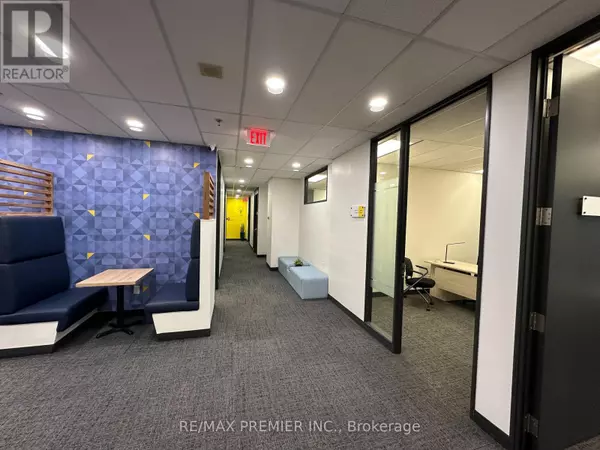 Mississauga (city Centre), ON L5B3J1,350 Burnhamthorpe RD West #200-11