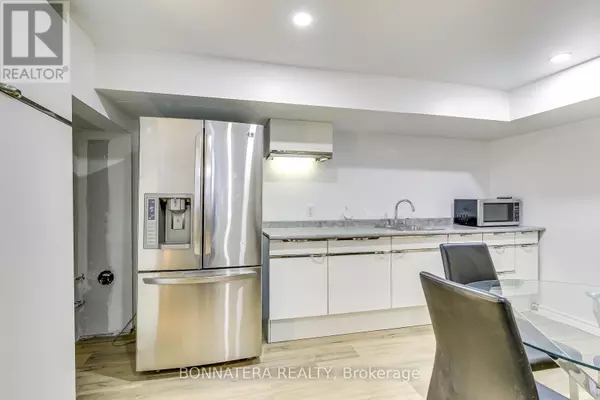 Mississauga (streetsville), ON L5M2A1,67 Hammond RD #Bsmt