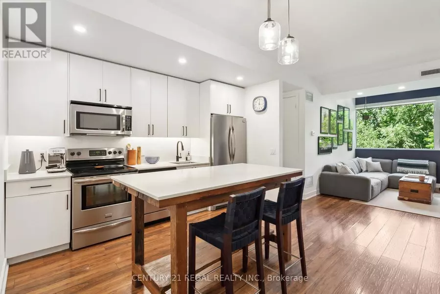 25 Ritchie AVE #312, Toronto (roncesvalles), ON M6R2J6