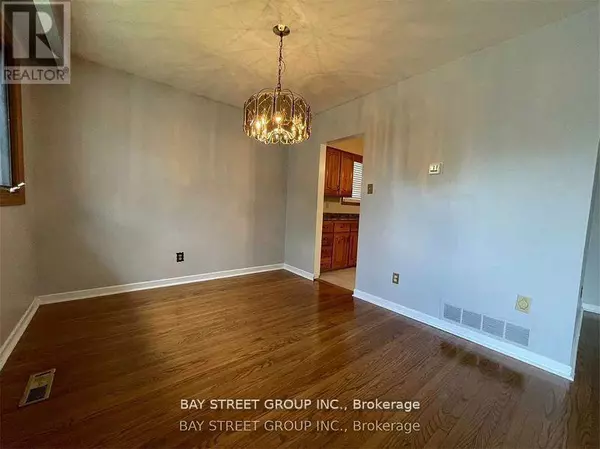 Burlington (appleby), ON L7L4K8,632 ARDLEIGH CRESCENT