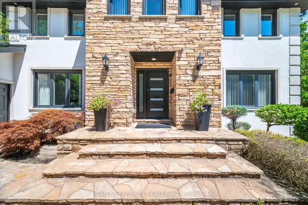 Mississauga (sheridan), ON L5H3T9,1298 BUNSDEN AVENUE
