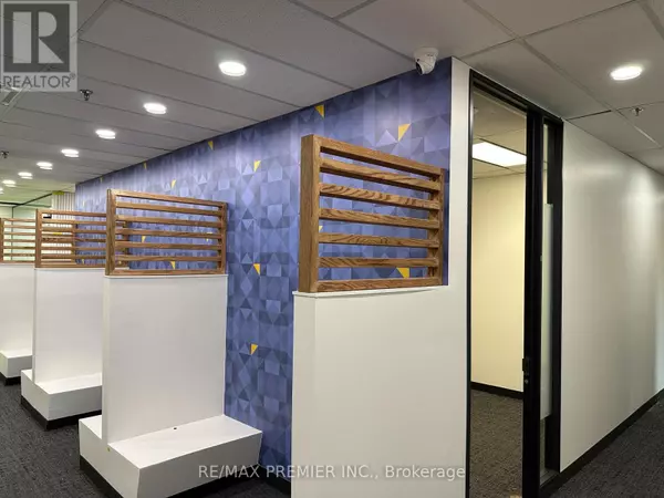 Mississauga (city Centre), ON L5B3J1,350 Burnhamthorpe RD West #200-22