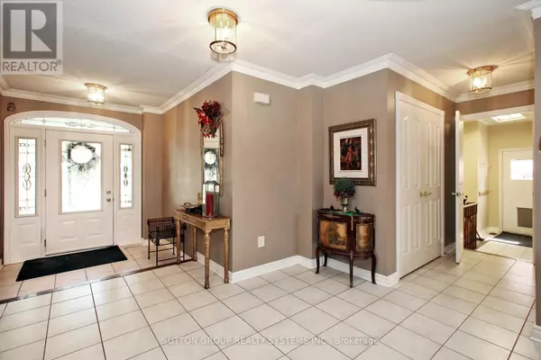 Mississauga (central Erin Mills), ON L5M5B1,4873 FOREST HILL DRIVE