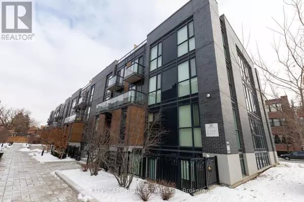 Toronto (dovercourt-wallace Emerson-junction), ON M6P3P2,380 Wallace AVE #203