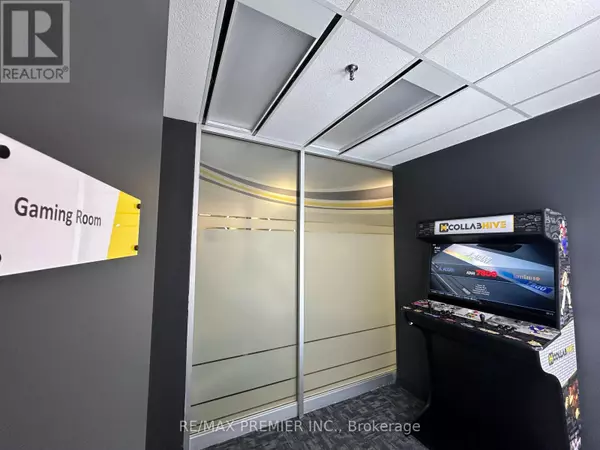 Mississauga (city Centre), ON L5B3J1,350 Burnhamthorpe RD West #200-32