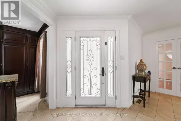 Mississauga (rathwood), ON L4W2C6,4099 Fieldgate DR ##Room 3