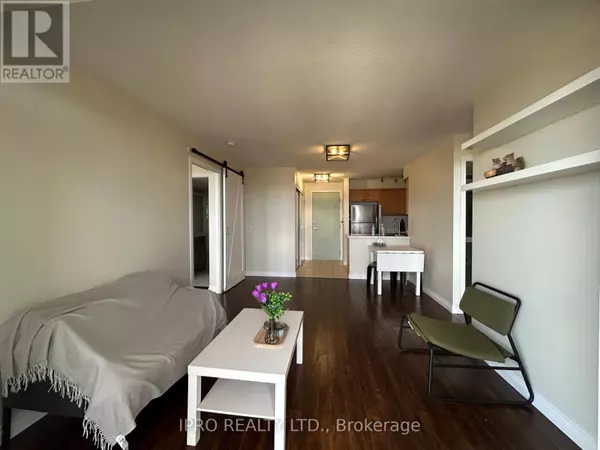 Mississauga (hurontario), ON L5R4G9,55 Strathaven DR #1915