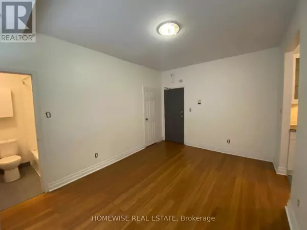 Toronto (south Parkdale), ON M6K3B7,1 Triller AVE #109